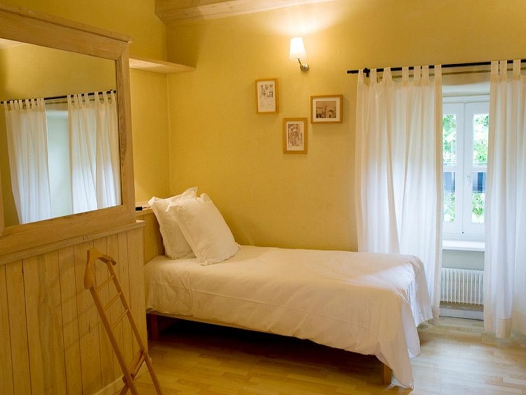Hotel La Bougnate Blesle Zimmer foto